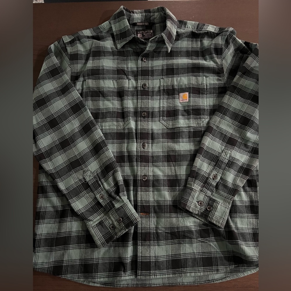 Men’s long sleeve Carhartt flannel